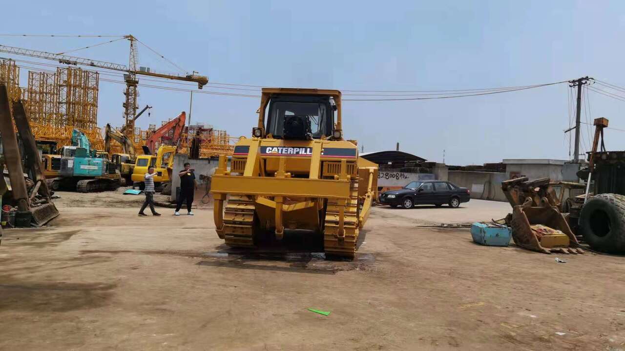 CATERPILLAR D7R - Bulldozer: foto 3 CATERPILLAR D7R - Bulldozer: foto 3