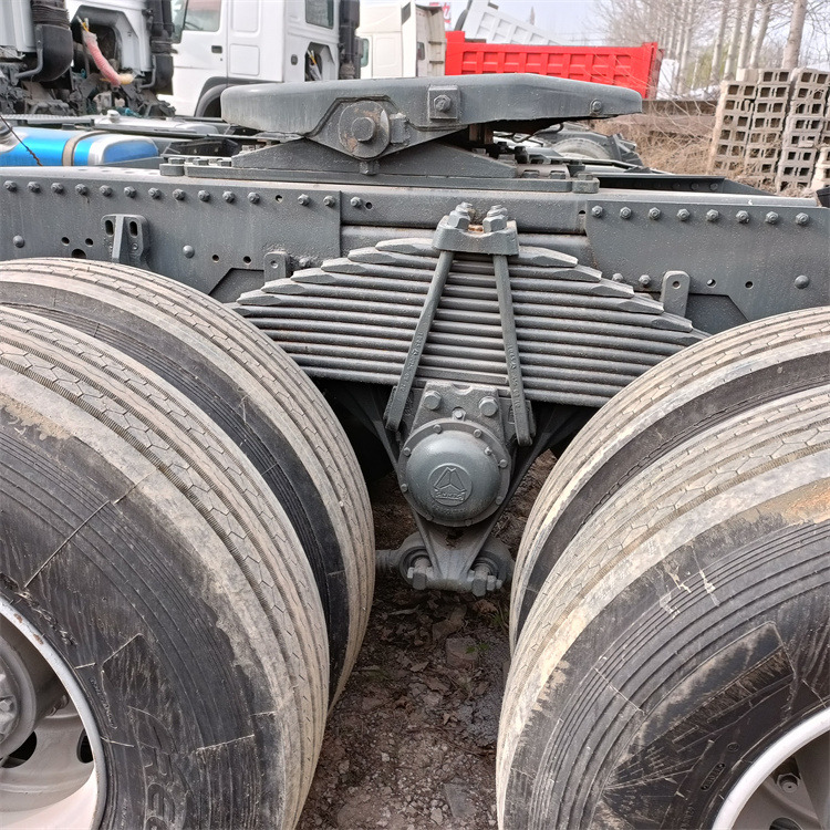 Cabeza tractora HOWO HOWO 6x4 371 tractor: foto 10