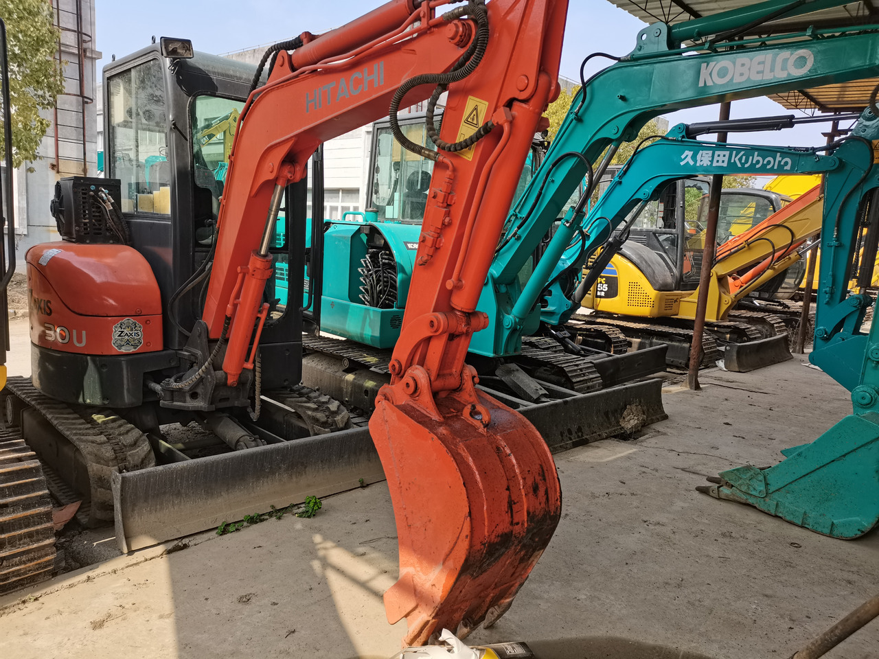 HITACHI ZX30U - Excavadora de cadenas: foto 1 HITACHI ZX30U - Excavadora de cadenas: foto 1