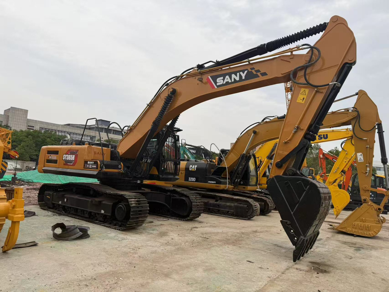 SANY SY365H - Excavadora de cadenas: foto 1 SANY SY365H - Excavadora de cadenas: foto 1