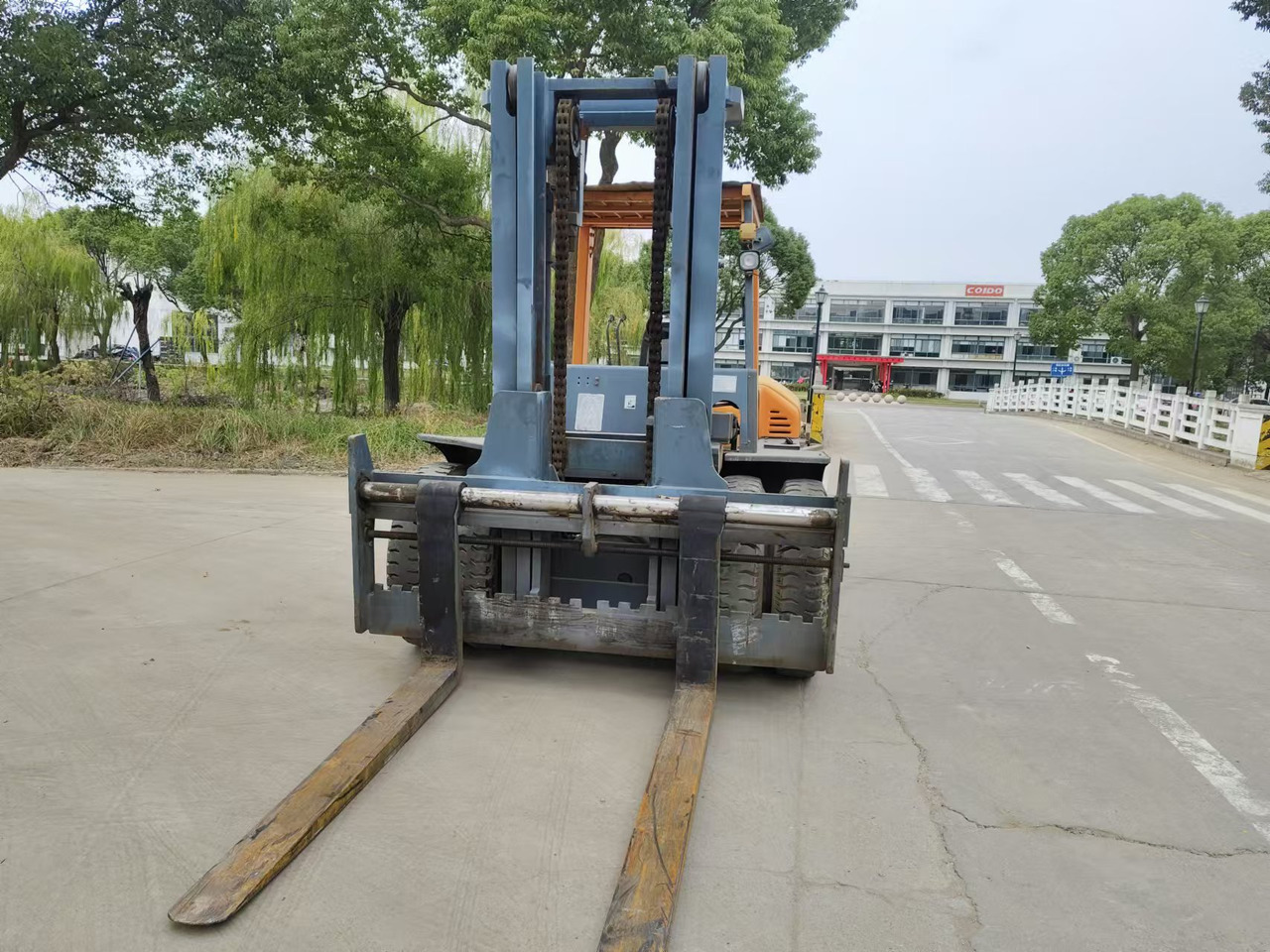 TCM FD100 - Carretilla elevadora: foto 4 TCM FD100 - Carretilla elevadora: foto 4