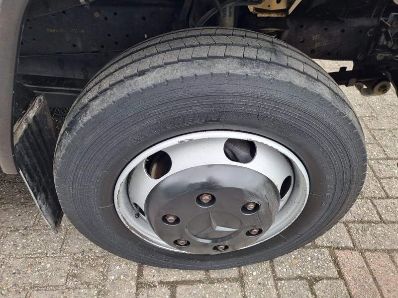 Furgón Mercedes-Benz Vario 813 L3H2 MAXI EURO 5/ Taillift/ Roofrack: foto 13 Furgón Mercedes-Benz Vario 813 L3H2 MAXI EURO 5/ Taillift/ Roofrack: foto 13