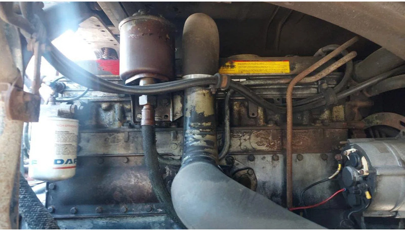 DAF 1900 4X2 HOLLAND TUCK FULL STEEL SUSPENSION MANUAL GEARBOX - Camión chasis: foto 4 DAF 1900 4X2 HOLLAND TUCK FULL STEEL SUSPENSION MANUAL GEARBOX - Camión chasis: foto 4