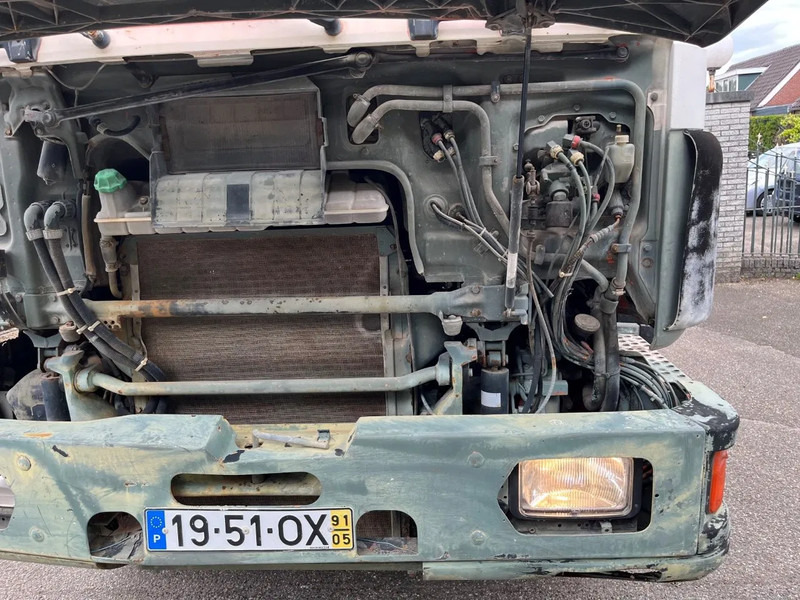 MAN 35.302 8x4 FULL STEEL SPRING MANUAL ZF GEARBOX !!! 6 CILINDER !!! - Camión hormigonera: foto 3 MAN 35.302 8x4 FULL STEEL SPRING MANUAL ZF GEARBOX !!! 6 CILINDER !!! - Camión hormigonera: foto 3