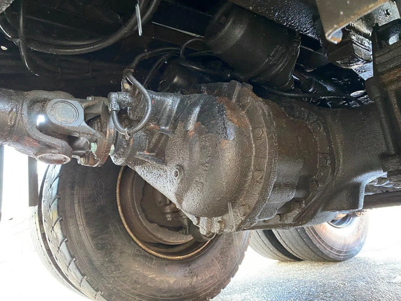 Camión volquete MAN 35 35.322 HOLLAND TRUCK FULL STEEL SPRING MANUAL ZF GEARBOX no 372: foto 17