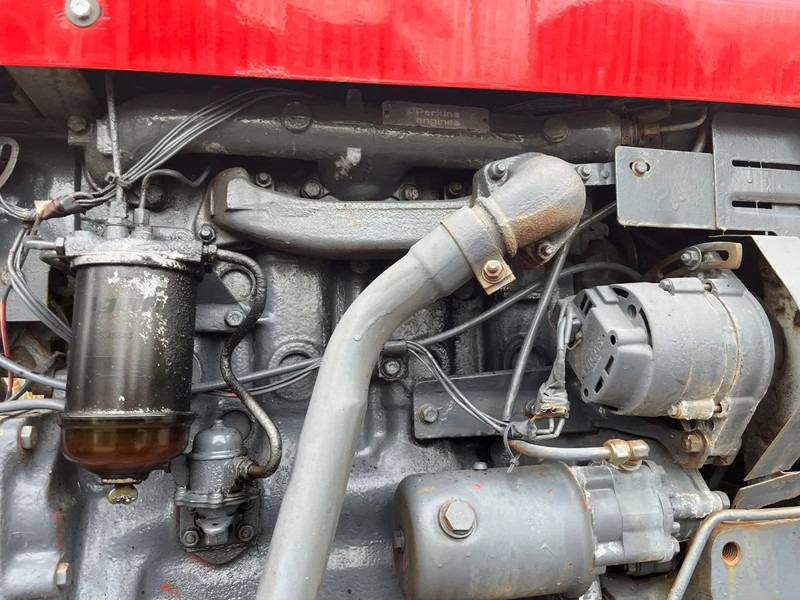 Massey Ferguson 265 MF 265 4x2 tractor - Tractor: foto 5 Massey Ferguson 265 MF 265 4x2 tractor - Tractor: foto 5