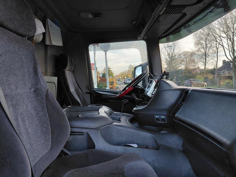 Scania P114-340 114G 340 BIG AXLE FULL STEEL SPRING 3+3 MANUAL GEARBOX - Camión caja abierta: foto 4 Scania P114-340 114G 340 BIG AXLE FULL STEEL SPRING 3+3 MANUAL GEARBOX - Camión caja abierta: foto 4