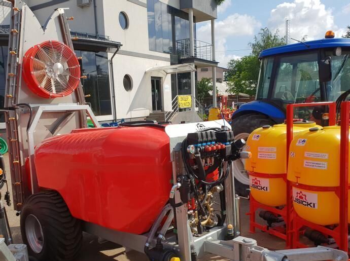 LISICKI Opryskiwacz sadowniczy 1000 l - Pulverizador arrastrado: foto 2 LISICKI Opryskiwacz sadowniczy 1000 l - Pulverizador arrastrado: foto 2