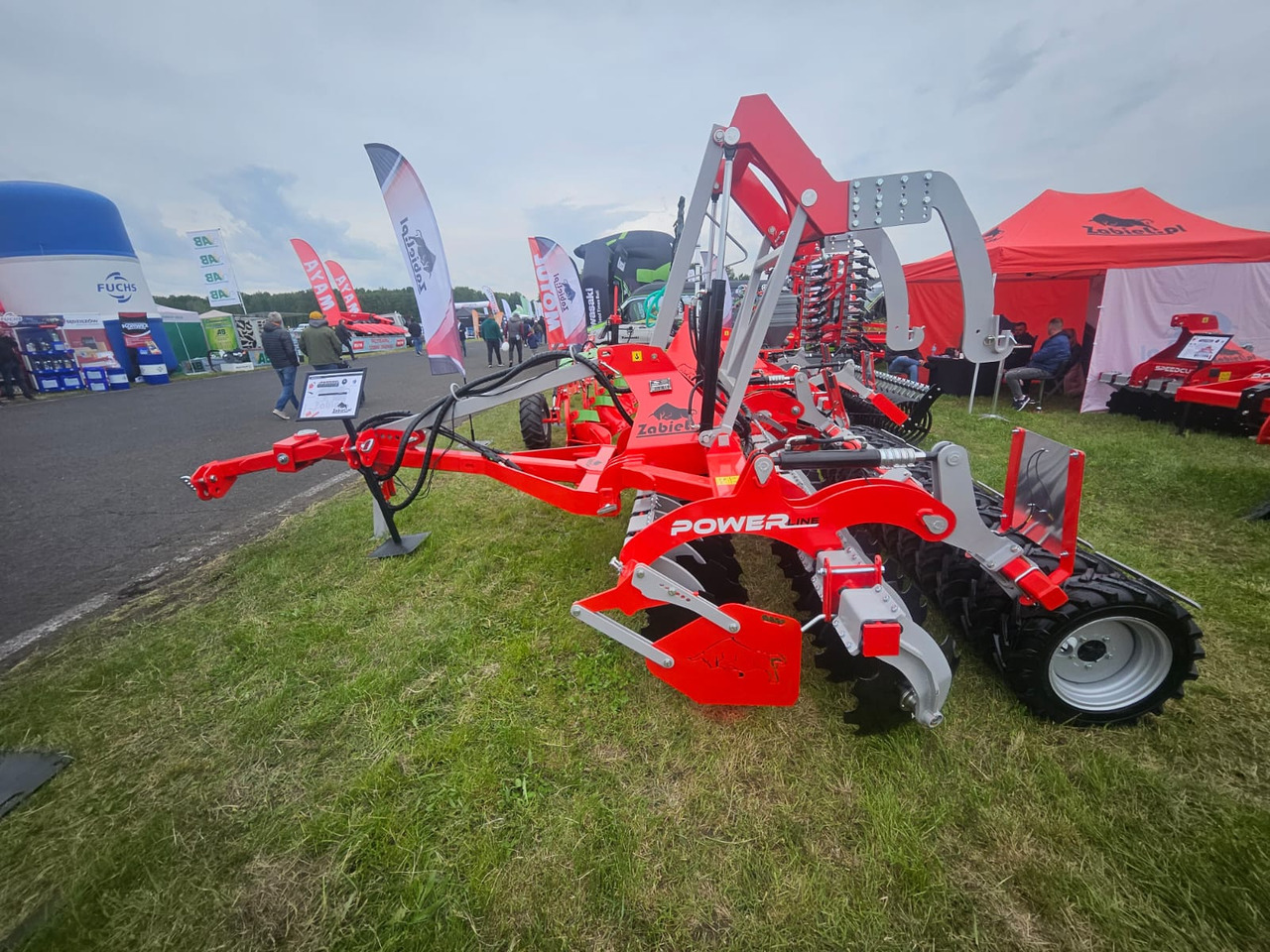 Zabiel Agregat talerzowy półzawieszany 300 - Rastras: foto 4 Zabiel Agregat talerzowy półzawieszany 300 - Rastras: foto 4