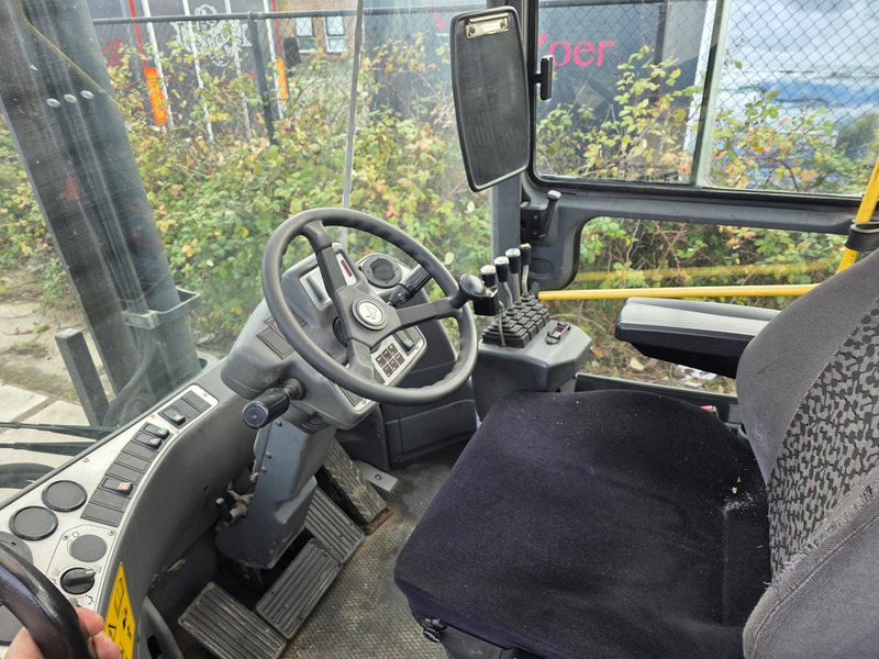 Kalmar DCE 55-6HM diesel heftruck 5.5 tons diesel heftruck - Carretilla elevadora diésel: foto 5 Kalmar DCE 55-6HM diesel heftruck 5.5 tons diesel heftruck - Carretilla elevadora diésel: foto 5