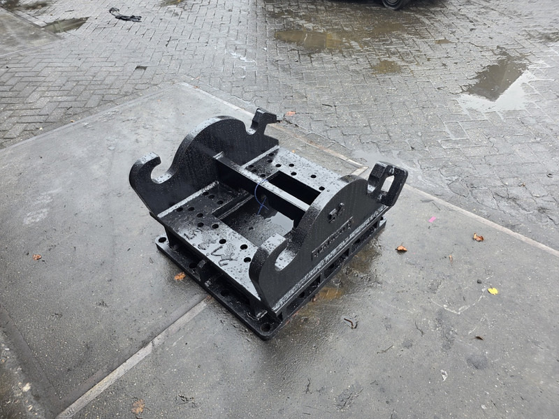 Kopplaat cw 45 breedt adaptor plate - Acoplamiento rápido para Maquinaria de construcción: foto 4 Kopplaat cw 45 breedt adaptor plate - Acoplamiento rápido para Maquinaria de construcción: foto 4
