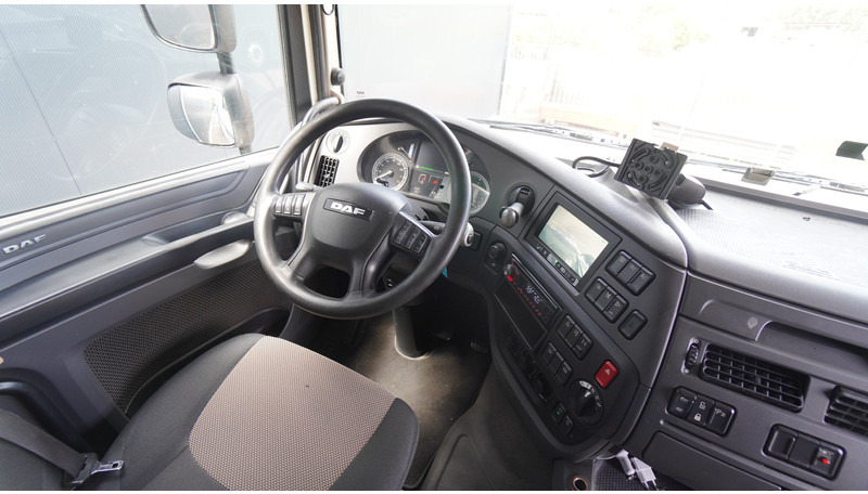 DAF XF 440 6X2 SPACECAB 718.000KM - Cabeza tractora: foto 5 DAF XF 440 6X2 SPACECAB 718.000KM - Cabeza tractora: foto 5