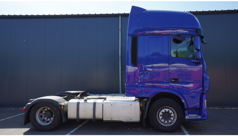 DAF XF 460 EURO 6 SSC 885.000km - Cabeza tractora: foto 2 DAF XF 460 EURO 6 SSC 885.000km - Cabeza tractora: foto 2