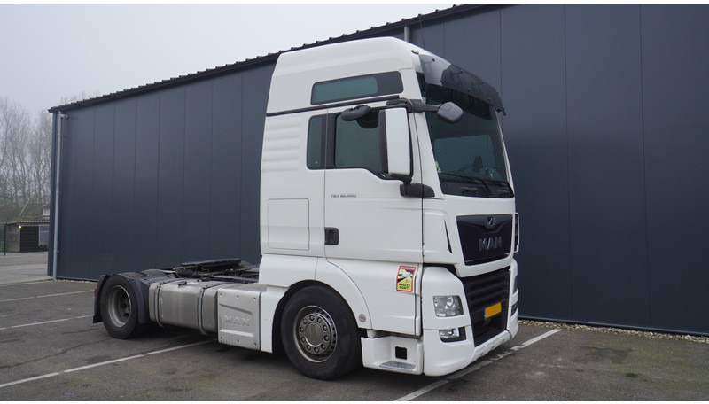 MAN TGX 18.500 XXL MEGA 639.000KM - Cabeza tractora: foto 4 MAN TGX 18.500 XXL MEGA 639.000KM - Cabeza tractora: foto 4