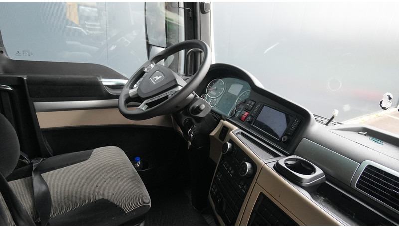 MAN TGX 19.460 XXL 566.000KM - Cabeza tractora: foto 5 MAN TGX 19.460 XXL 566.000KM - Cabeza tractora: foto 5