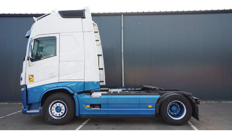 Volvo FH 460 GLOBETROTTER EURO 6 - Cabeza tractora: foto 1 Volvo FH 460 GLOBETROTTER EURO 6 - Cabeza tractora: foto 1