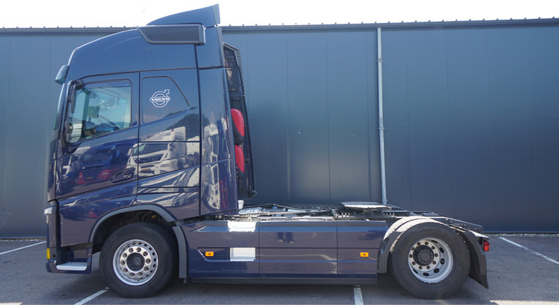 Volvo FH460 EURO 6 GLOBETROTTER 833.000KM - Cabeza tractora: foto 1 Volvo FH460 EURO 6 GLOBETROTTER 833.000KM - Cabeza tractora: foto 1