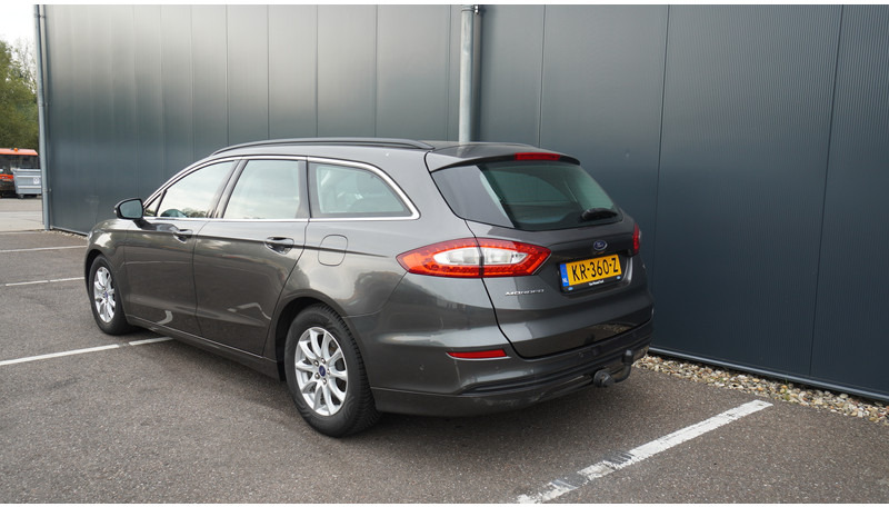 Ford Mondeo WAGON 1.5 TDCi TREND LEASE EDITION - Minibús, Furgoneta de pasajeros: foto 3 Ford Mondeo WAGON 1.5 TDCi TREND LEASE EDITION - Minibús, Furgoneta de pasajeros: foto 3