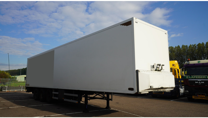Jumbo 3 AXLE CLOSED BOX - Semirremolque caja cerrada: foto 3 Jumbo 3 AXLE CLOSED BOX - Semirremolque caja cerrada: foto 3
