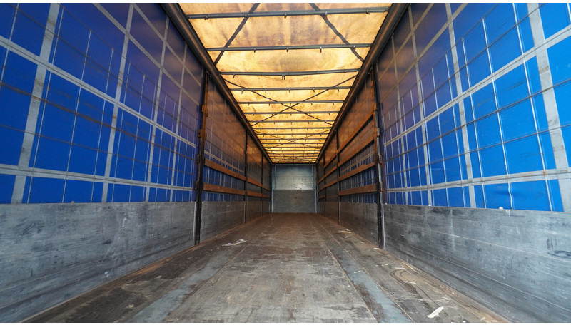 Kögel 3 AXLE CURTAINSIDE TRAILER - Semirremolque lona: foto 4 Kögel 3 AXLE CURTAINSIDE TRAILER - Semirremolque lona: foto 4