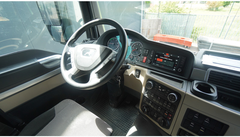 MAN TGS 49.460 10X8 TIPPER 309.000KM - Camión volquete: foto 5 MAN TGS 49.460 10X8 TIPPER 309.000KM - Camión volquete: foto 5