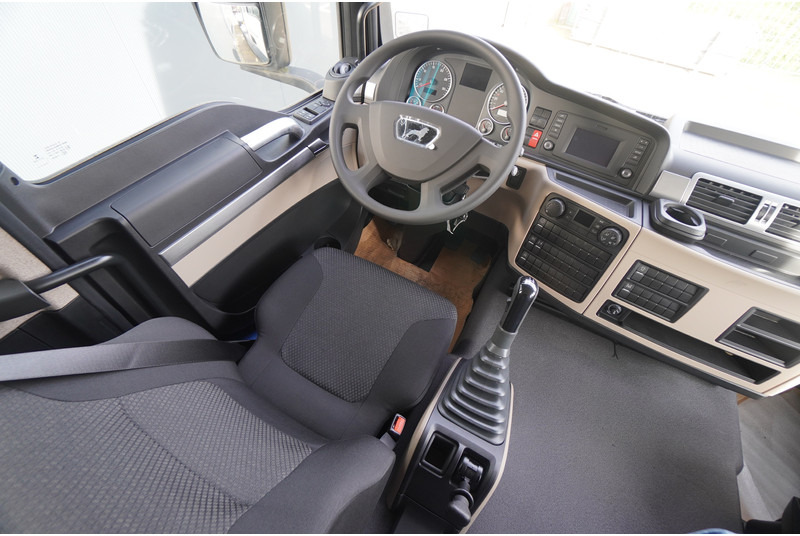 MAN TGS41.400 8X4 BB-WW NEW UNUSED CHASSIS EURO3 - Camión chasis: foto 5 MAN TGS41.400 8X4 BB-WW NEW UNUSED CHASSIS EURO3 - Camión chasis: foto 5