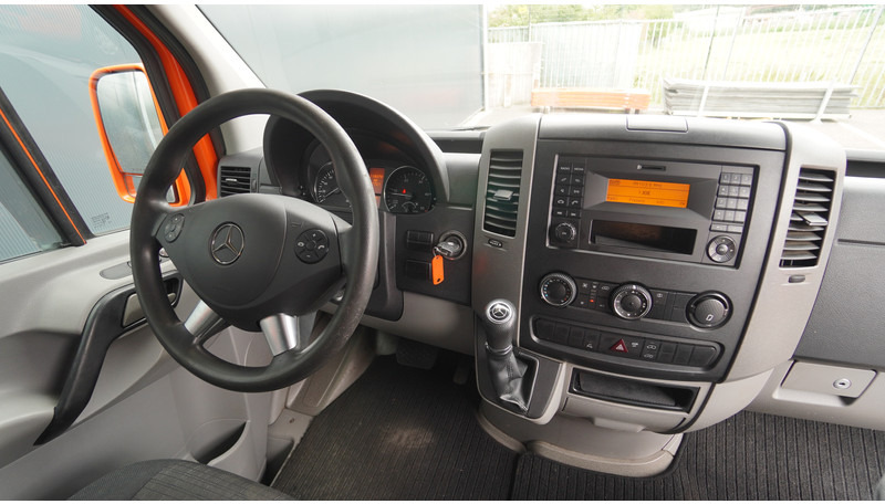 Mercedes-Benz 309 SPRINTER CLOSED BOX - Furgoneta caja cerrada: foto 5 Mercedes-Benz 309 SPRINTER CLOSED BOX - Furgoneta caja cerrada: foto 5