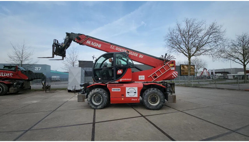 Cargadora MAGNI 5.25, 2017, Remote, Airco, First owner, 25M: foto 10