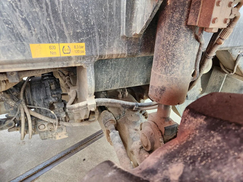 Cargadora MAGNI 5.25, 2017, Remote, Airco, First owner, 25M: foto 16