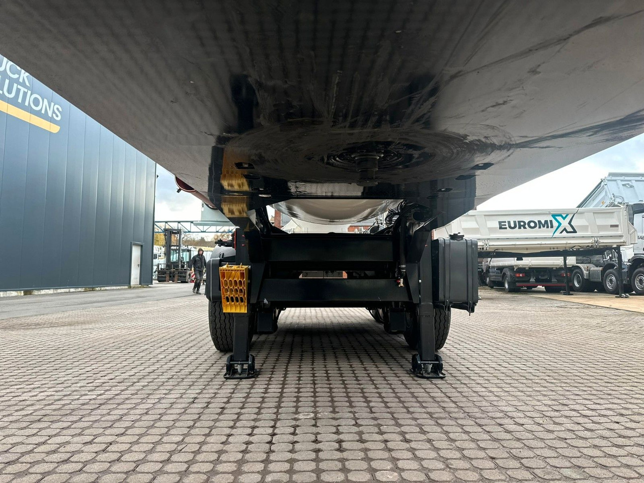 Camión hormigonera EUROMIX MTP - 12m³ Betonmischer-Auflieger: foto 11
