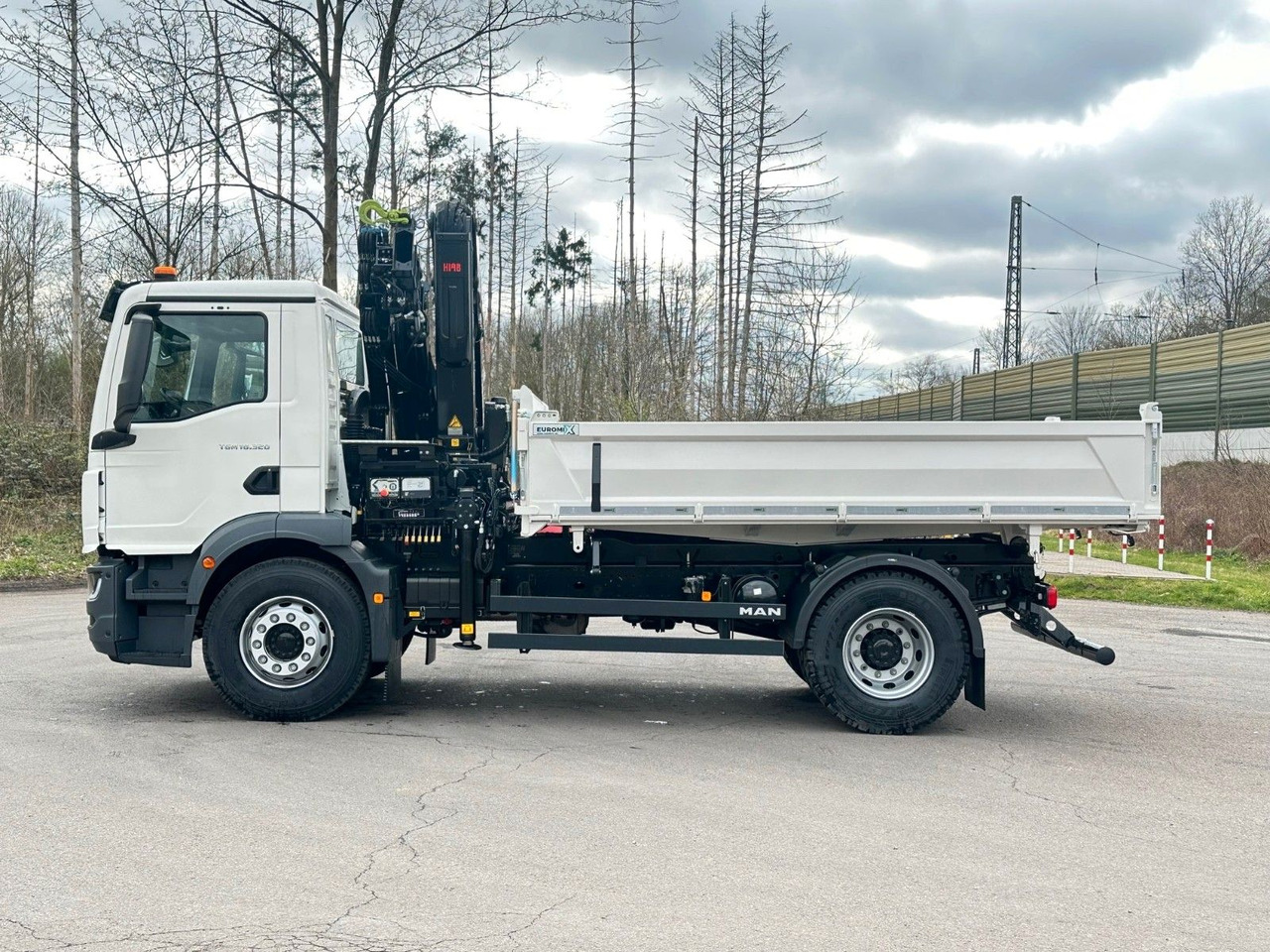 MAN TGM 18.320 4x2 Euro6e Hiab X-HiDuo 138DS-3 - Camión volquete, Camión grúa: foto 3 MAN TGM 18.320 4x2 Euro6e Hiab X-HiDuo 138DS-3 - Camión volquete, Camión grúa: foto 3