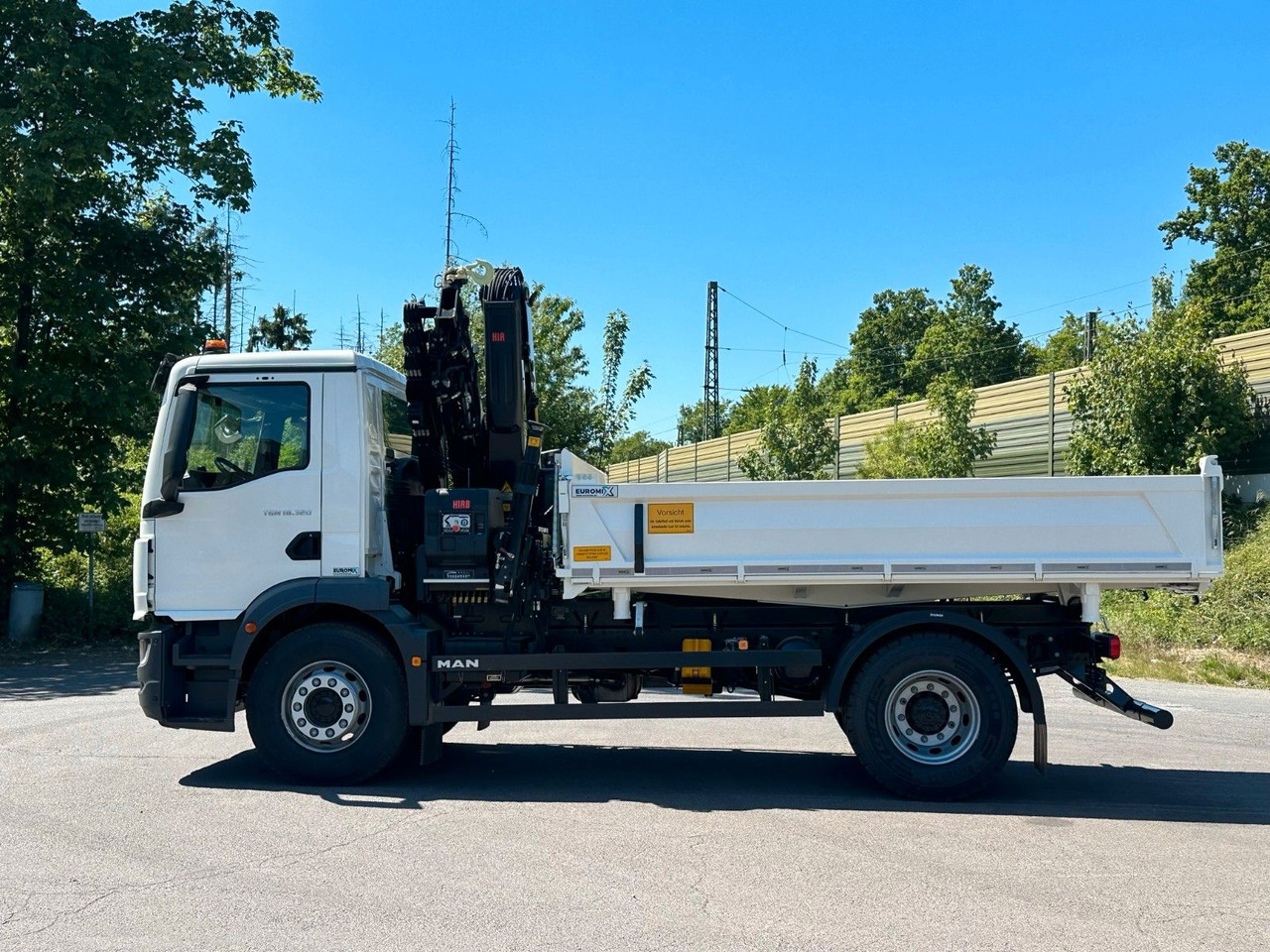 MAN TGM 18.320 4x2 Euro6e Hiab X-HiDuo 138DS-4 - Camión volquete, Camión grúa: foto 4 MAN TGM 18.320 4x2 Euro6e Hiab X-HiDuo 138DS-4 - Camión volquete, Camión grúa: foto 4