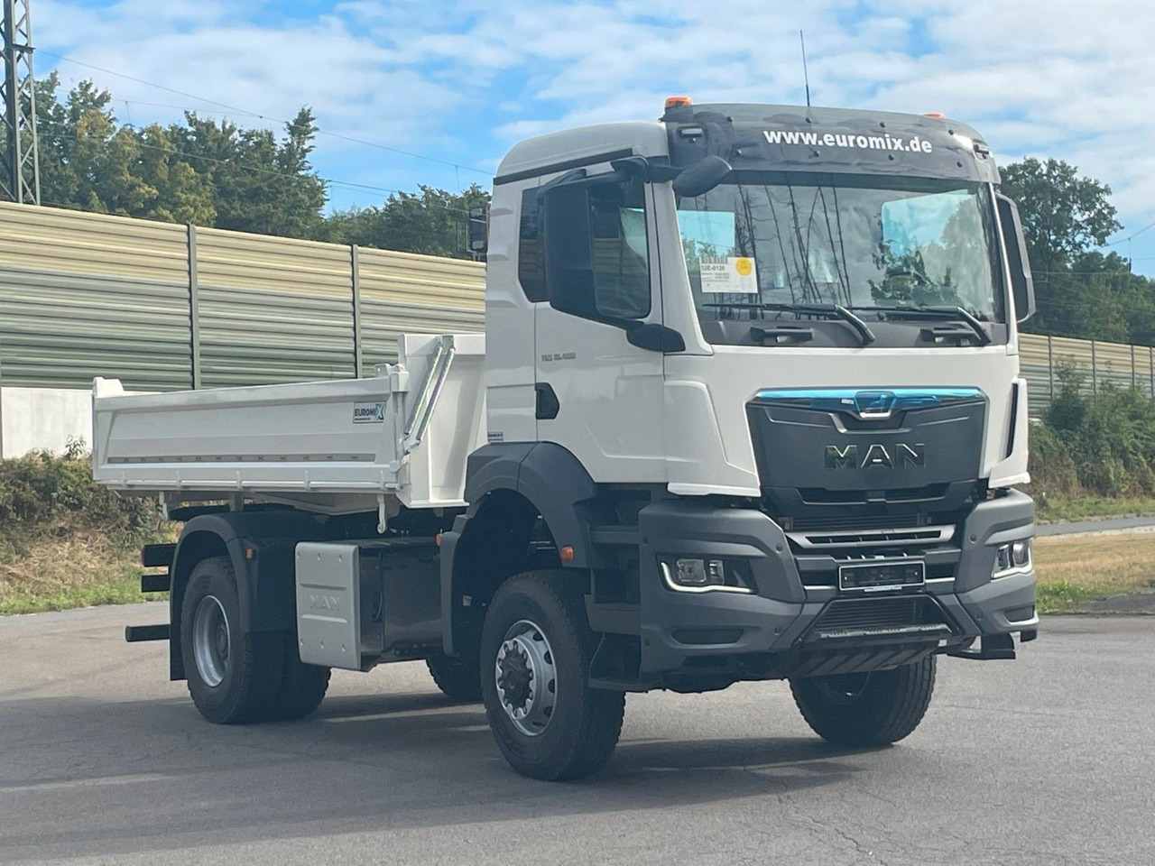 MAN TGS 18.400 TG3 4x4 Euro6e 3-Seiten-Kippe Euromix - Camión volquete: foto 3 MAN TGS 18.400 TG3 4x4 Euro6e 3-Seiten-Kippe Euromix - Camión volquete: foto 3
