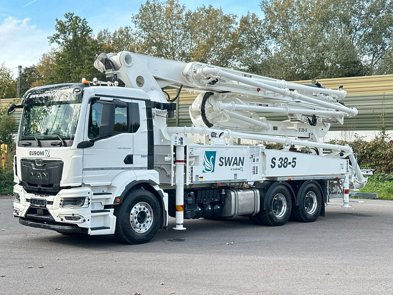 MAN TGS 26.510 6x4 SWAN TSP 38-5 160RZ ( 38m ) - Camión hormigonera: foto 3 MAN TGS 26.510 6x4 SWAN TSP 38-5 160RZ ( 38m ) - Camión hormigonera: foto 3