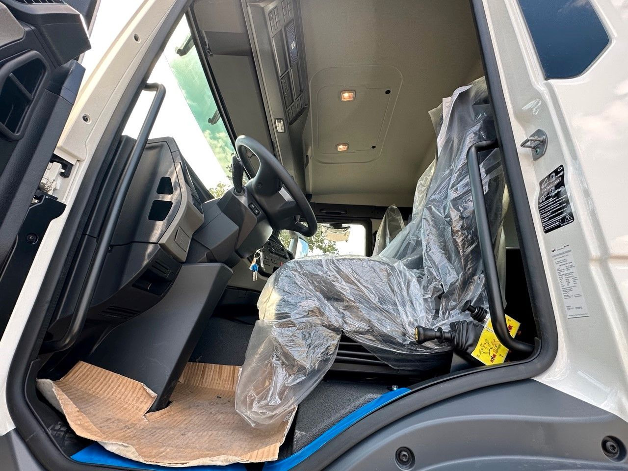 MAN TGS 35.470 BB 8X4 3-Seiten-Kipper EuromixMTP - Camión volquete: foto 4 MAN TGS 35.470 BB 8X4 3-Seiten-Kipper EuromixMTP - Camión volquete: foto 4