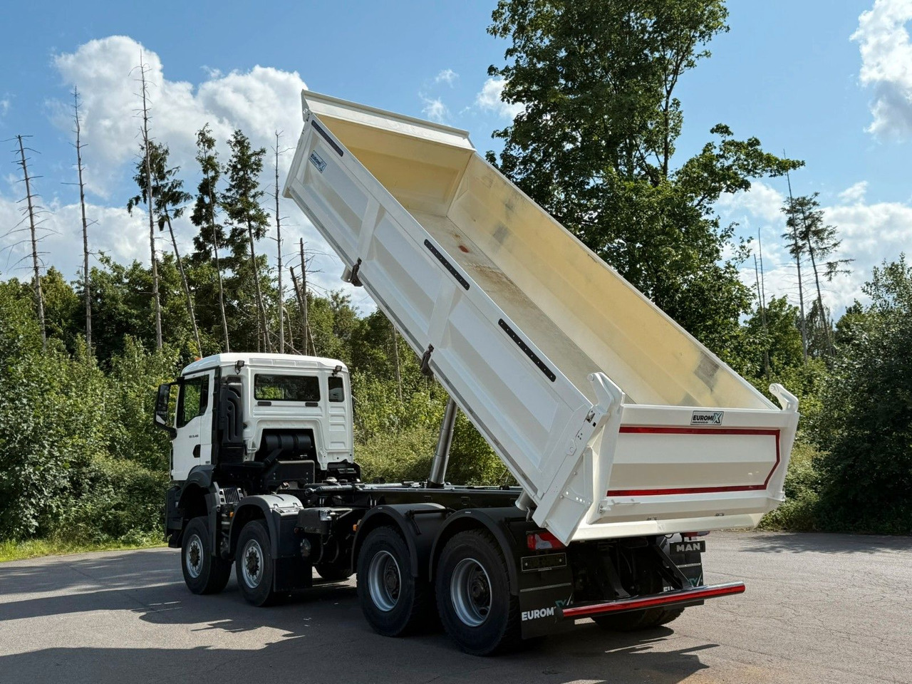 MAN TGS 35.480 8x8 EuromixMTP 3-Seiten-Kipper - Camión volquete: foto 4 MAN TGS 35.480 8x8 EuromixMTP 3-Seiten-Kipper - Camión volquete: foto 4