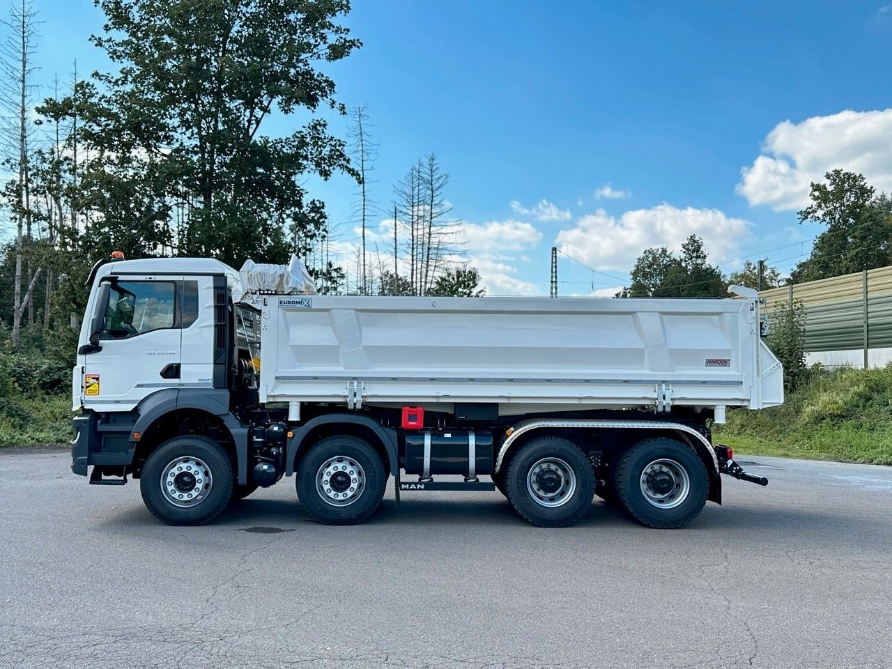 MAN TGS 41.440 8x4 EuromixMTP 3-Seiten-Kipper - Camión volquete: foto 3 MAN TGS 41.440 8x4 EuromixMTP 3-Seiten-Kipper - Camión volquete: foto 3