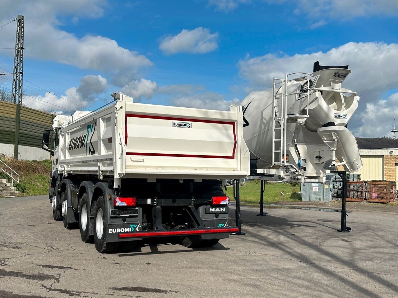 MAN TGS 41.440 8x4 WECHSELSYSTEM KIPPER+MISCHER - Camión hormigonera: foto 5 MAN TGS 41.440 8x4 WECHSELSYSTEM KIPPER+MISCHER - Camión hormigonera: foto 5