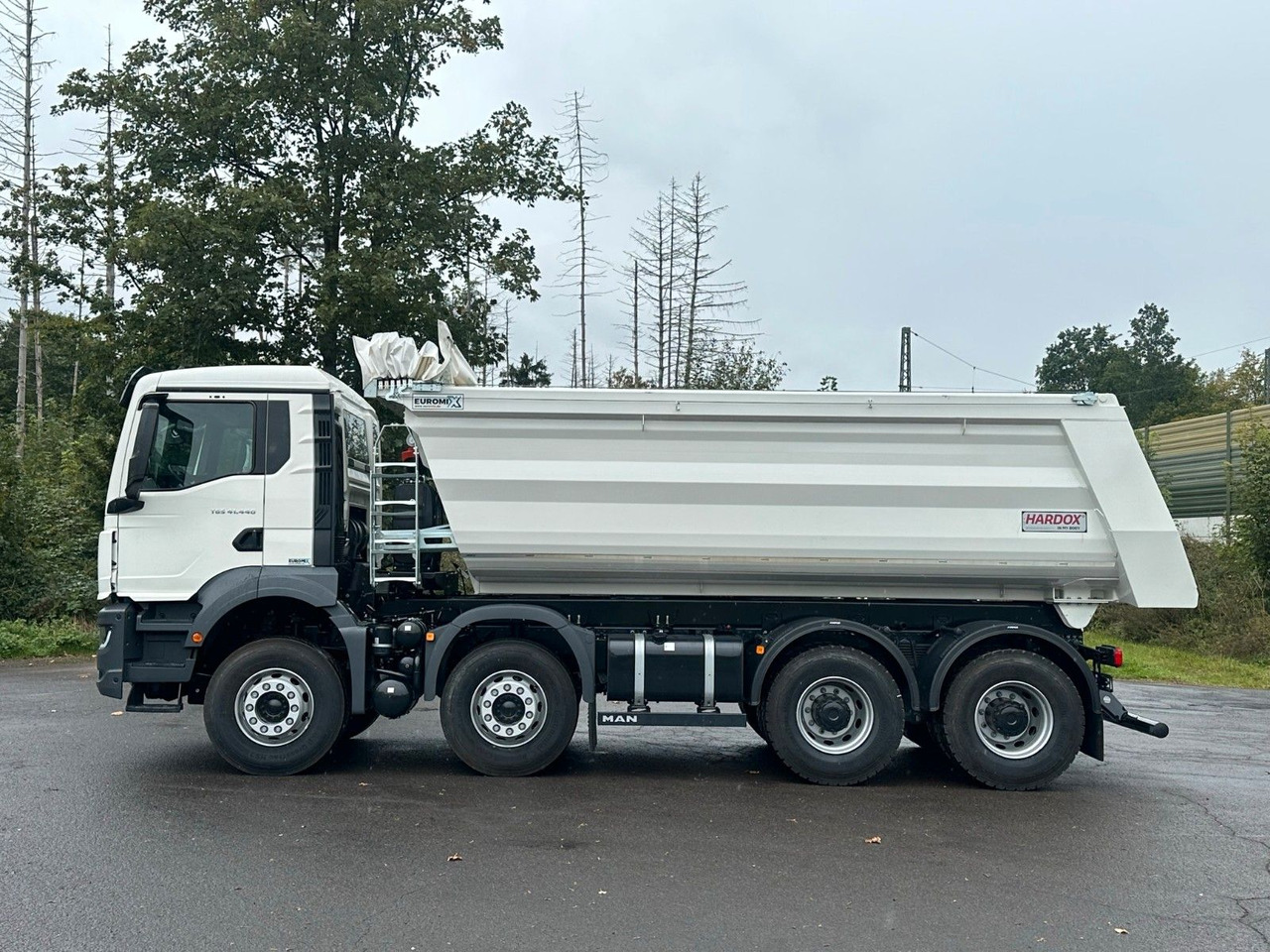 MAN TGS 41.440 BB 8X4 Euromix Mulden Kipper HARDOX - Camión volquete: foto 3 MAN TGS 41.440 BB 8X4 Euromix Mulden Kipper HARDOX - Camión volquete: foto 3