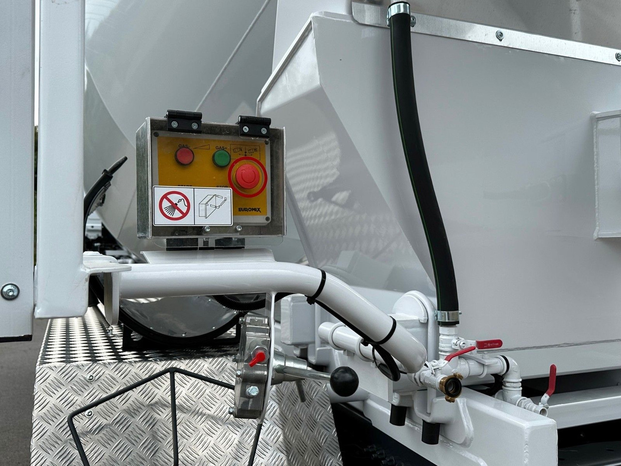 Camión hormigonera Mercedes-Benz AROCS 5  4142 B 8X4 Euro 3 EuromixMTP EM 10: foto 13