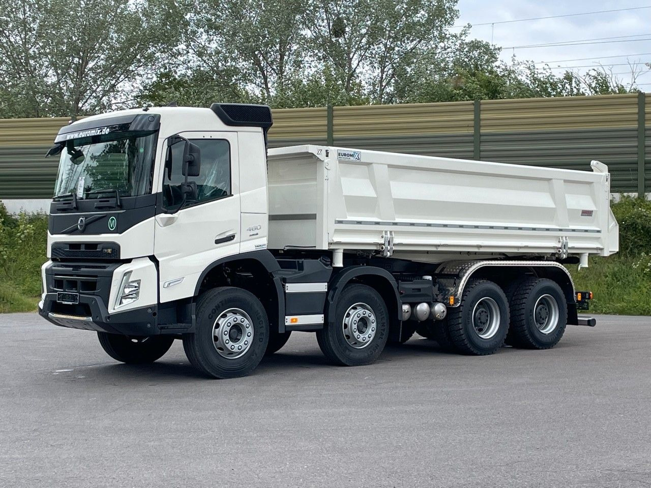 Volvo FMX 460 8x4 / WECHSELSYSTEM KIPPER+MISCHER Volvo FMX 460 8x4 / WECHSELSYSTEM KIPPER+MISCHER - Camión hormigonera: foto 2 Volvo FMX 460 8x4 / WECHSELSYSTEM KIPPER+MISCHER Volvo FMX 460 8x4 / WECHSELSYSTEM KIPPER+MISCHER - Camión hormigonera: foto 2