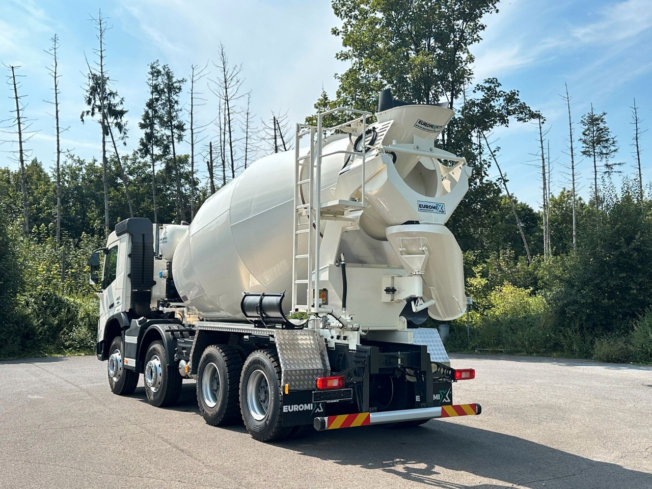 Volvo FMX 500 8X4 Retarder EuromixMTP EM 10 L - Camión hormigonera: foto 5 Volvo FMX 500 8X4 Retarder EuromixMTP EM 10 L - Camión hormigonera: foto 5