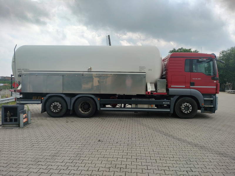 MAN TGS 26.400 6x2-4 LL 26900 Liter Gas tank truck ID 2.168 Rootselaar, flowmeter, pump - Camión cisterna: foto 3 MAN TGS 26.400 6x2-4 LL 26900 Liter Gas tank truck ID 2.168 Rootselaar, flowmeter, pump - Camión cisterna: foto 3