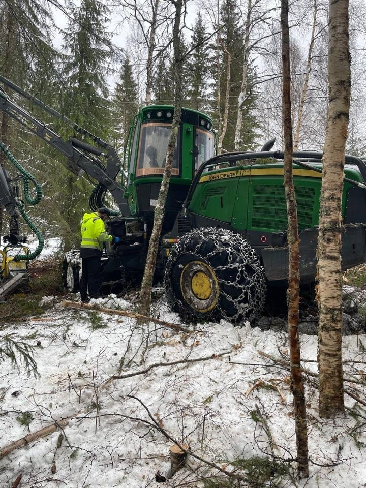 John Deere 1070 G - Procesadora forestal: foto 4 John Deere 1070 G - Procesadora forestal: foto 4
