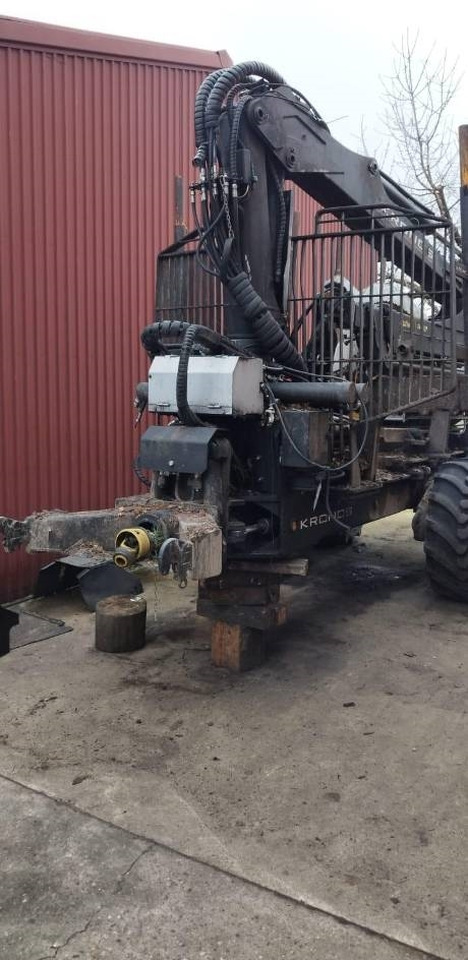 Kronos 140 - Remolque maderero: foto 4 Kronos 140 - Remolque maderero: foto 4