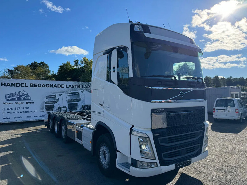 Volvo FH 540 8x2*4, ADR, Euro 6, Chassi (ex. Tank-truck), 2018 - Camión chasis: foto 1 Volvo FH 540 8x2*4, ADR, Euro 6, Chassi (ex. Tank-truck), 2018 - Camión chasis: foto 1
