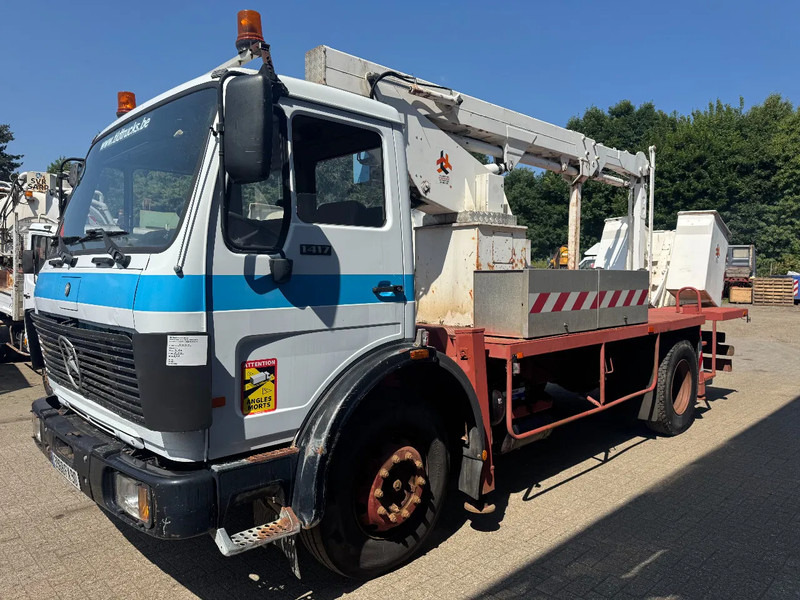 Mercedes-Benz 1417 **6CYL-17.7M SKYLIFT-VERRY GOOD SHAPE** - Camión: foto 1 Mercedes-Benz 1417 **6CYL-17.7M SKYLIFT-VERRY GOOD SHAPE** - Camión: foto 1