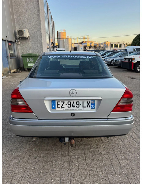 Mercedes-Benz C-Klasse **C180-PETROL-AC** - Berlina: foto 5 Mercedes-Benz C-Klasse **C180-PETROL-AC** - Berlina: foto 5