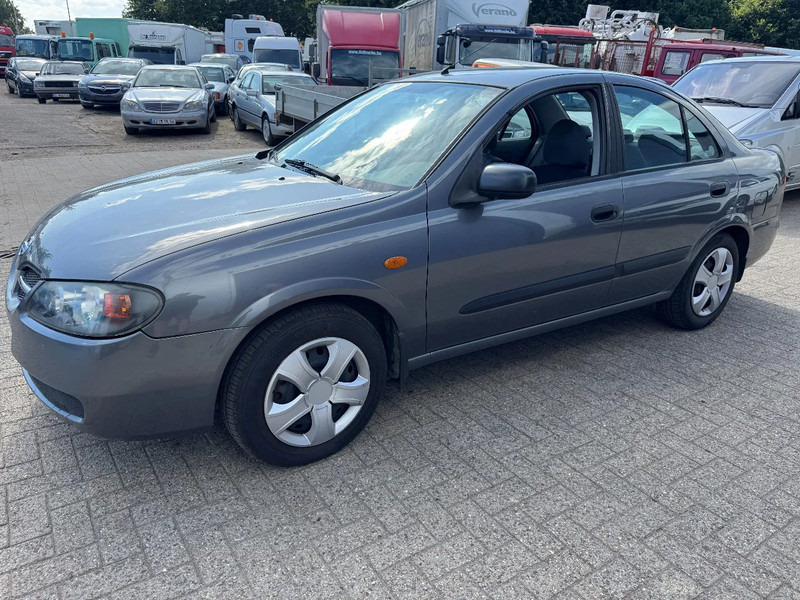 Nissan Almera **BELGIAN CAR-VOITURE BELGE** - Berlina: foto 1 Nissan Almera **BELGIAN CAR-VOITURE BELGE** - Berlina: foto 1