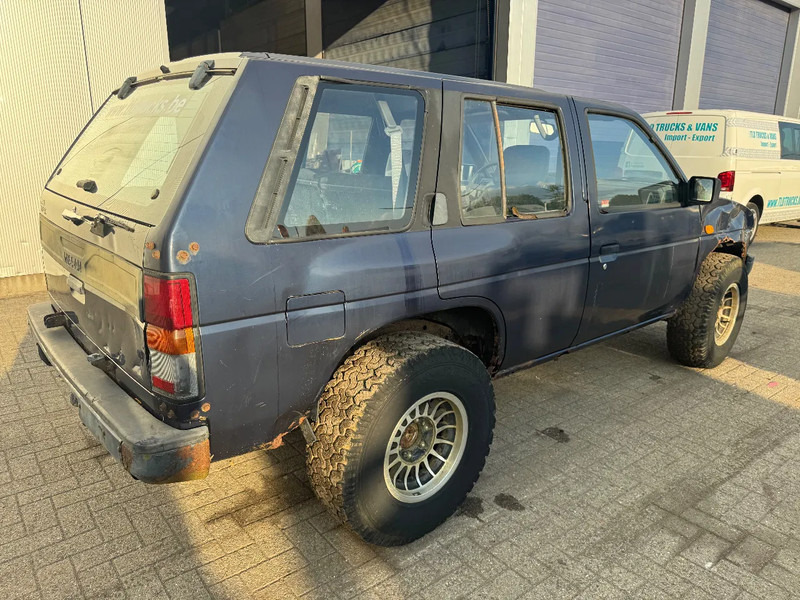 Nissan Terrano **4X4-DIESEL-LONG CHASSIS** - Coche: foto 4 Nissan Terrano **4X4-DIESEL-LONG CHASSIS** - Coche: foto 4